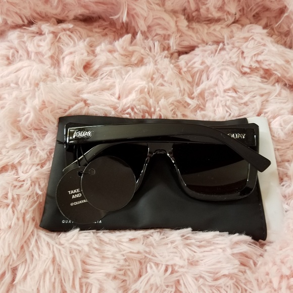 Quay Cafe racer #sunnies - Picture 2 of 7